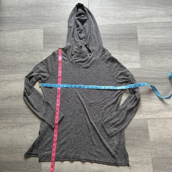 Premise womans size MED long sleeve black grey stripe hooded sweater top - Picture 3 of 4